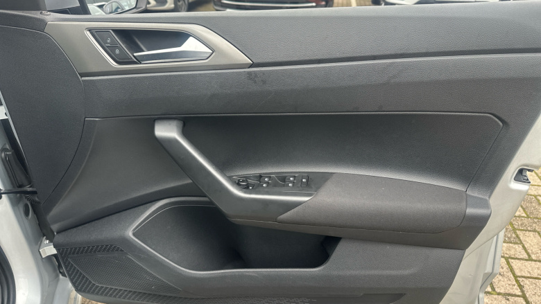 Volkswagen Polo 1.0 TSI 95 SE 5dr Petrol Hatchback